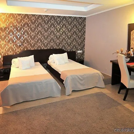 招待所 Confort 3*