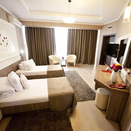 Confort 3* 克卢日-纳波卡