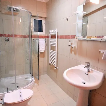 Confort 3*
